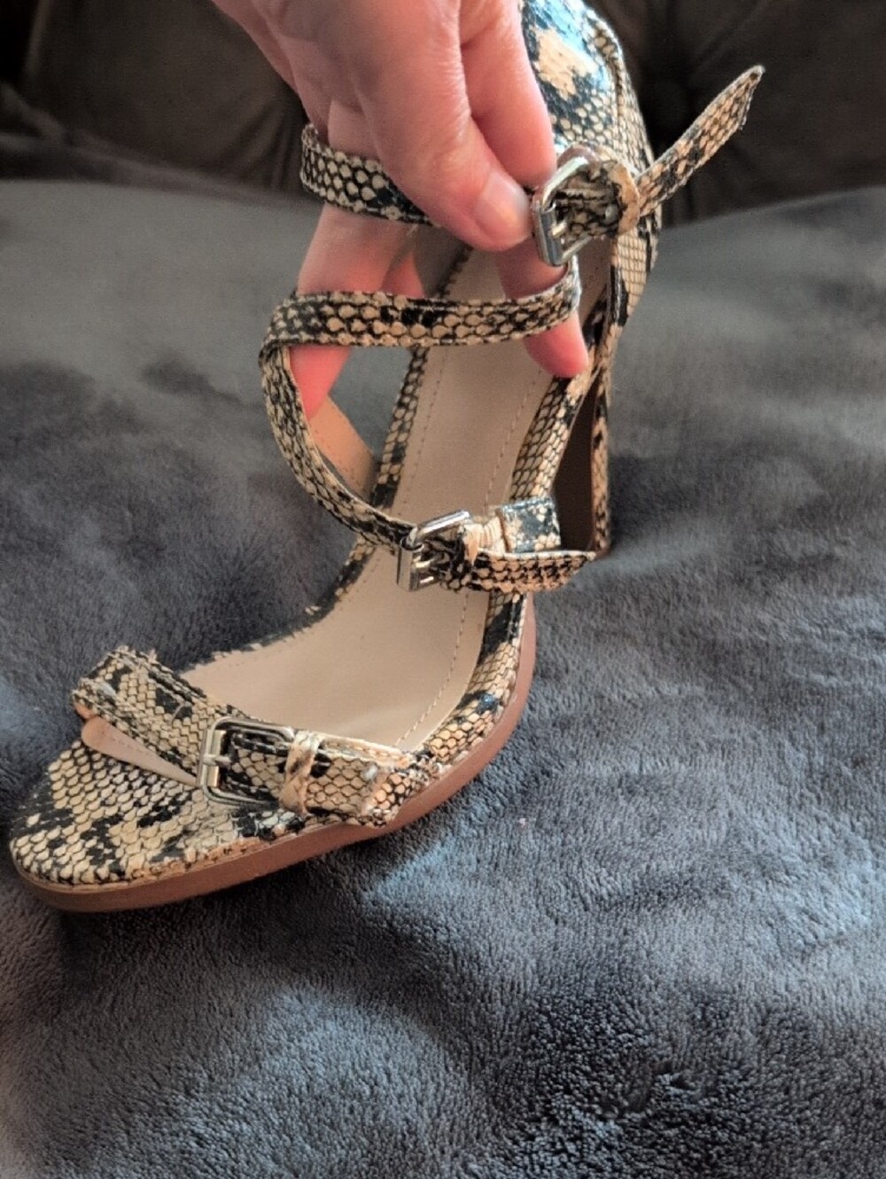 Express Snake-Print Strappy Heels in Beige and Black - Picture 5 of 7